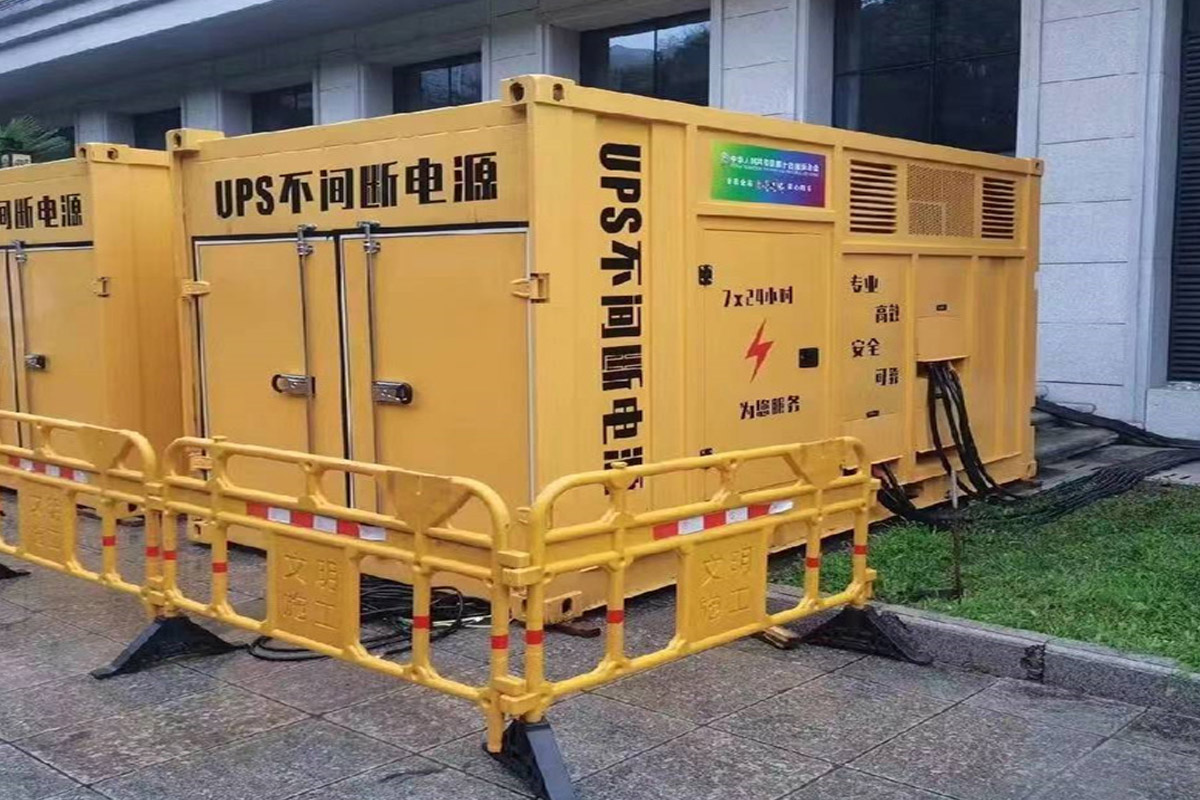 鹤山发电机租赁施工现场